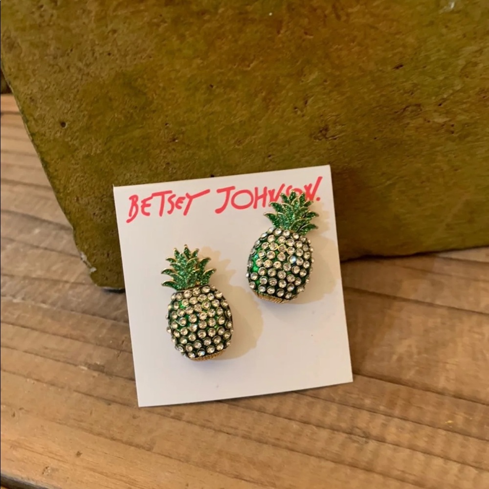 BETSEY JOHNSON SPARKLING “PINEAPPLE” EARRINGS